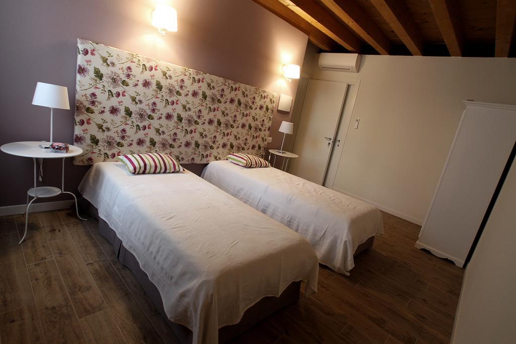 La Corte Di Anna Agriturismo San Giovanni Lupatoto Pokój zdjęcie